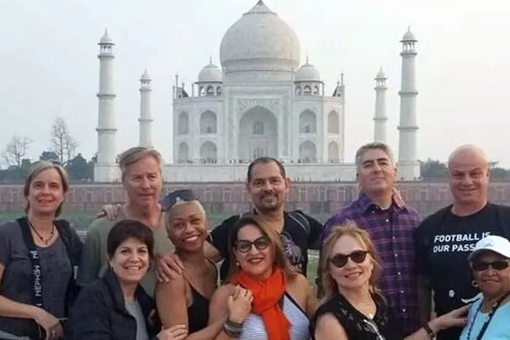 taj mahal tour review of taj paradise