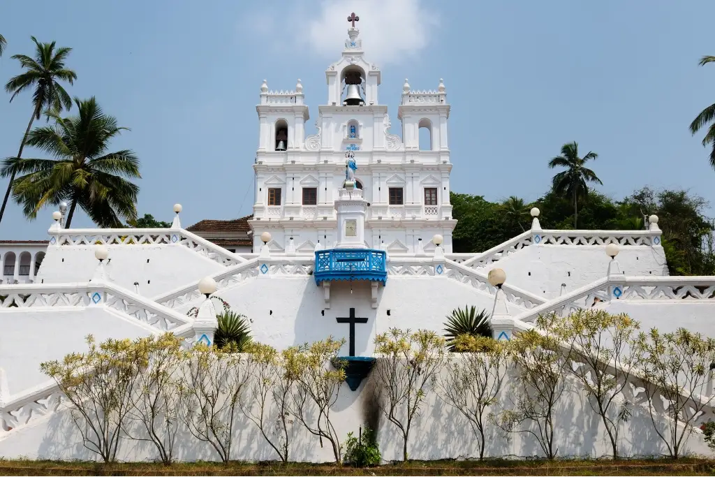 india golden triangle tour with goa beaches