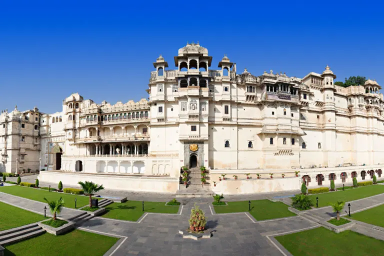 golden triangle with udaipur
